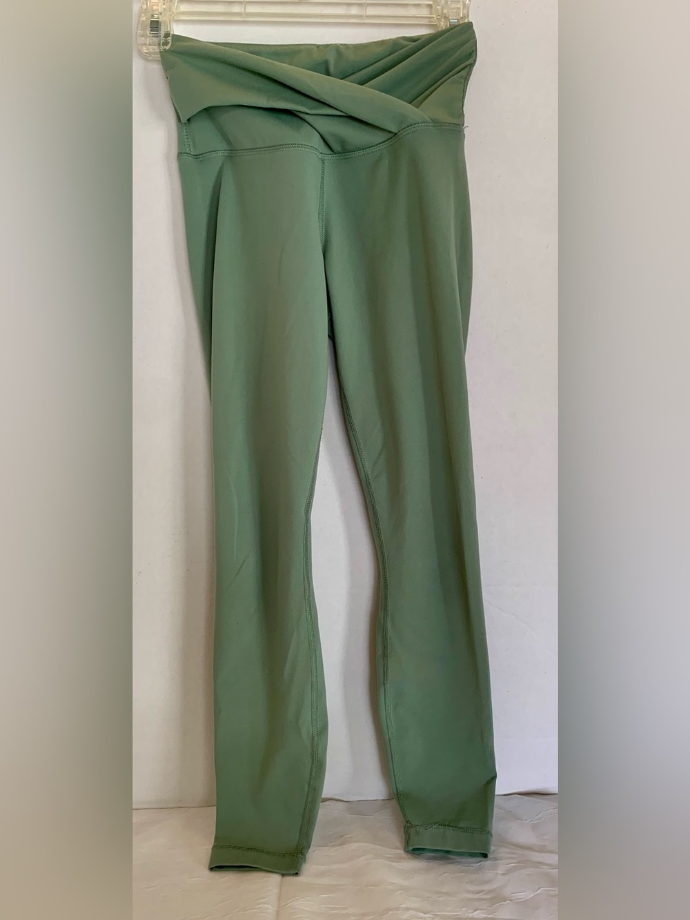 Yogalicious Lux Crossover Waist Sage Green Leggings